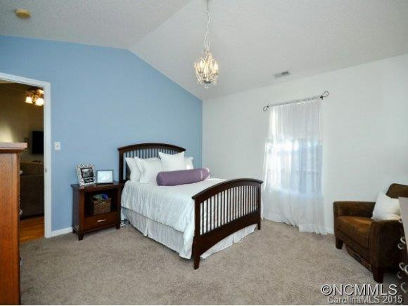 101 HUNTINGTON DR - Photo 9