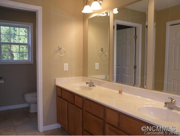 11 Iris Hill Drive - Photo 16