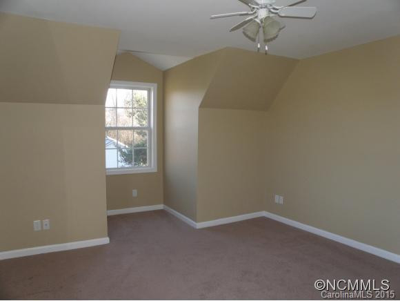 11 Iris Hill Drive - Photo 17