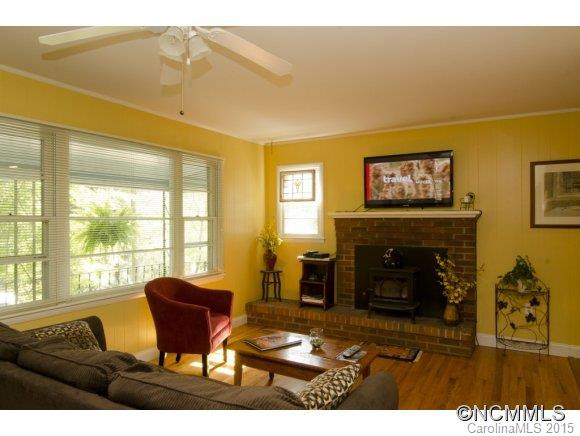 412 S Cherokee Avenue - Photo 2