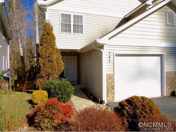 121 Ewart's Pond Road