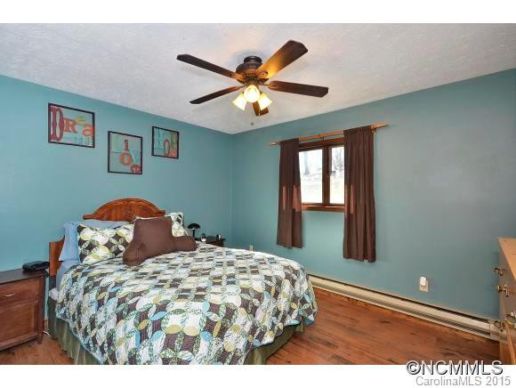 63 Oak Street - Photo 12