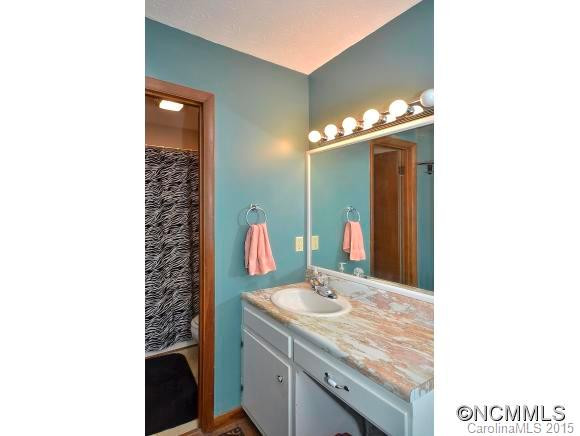 63 Oak Street - Photo 13