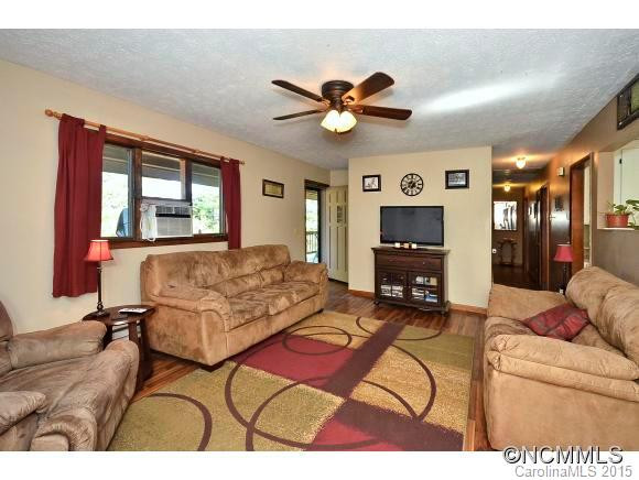 63 Oak Street - Photo 4
