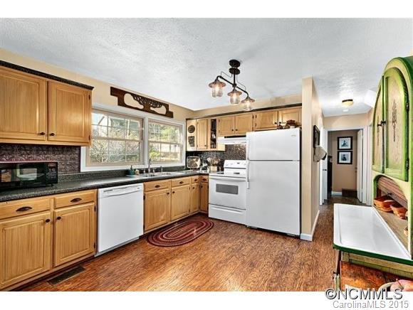 171 Poplar Dr - Photo 5