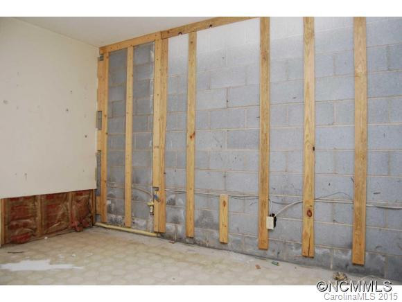 11 Wells Ave. - Photo 16