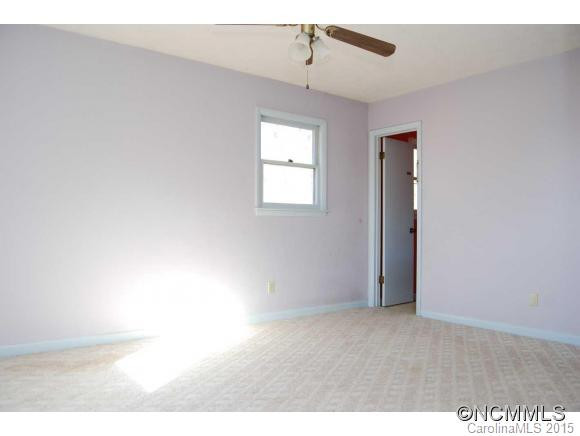 11 Wells Ave. - Photo 10