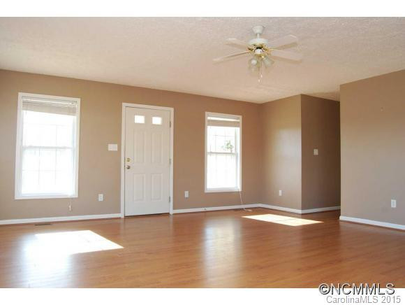 112 Ridge Field Dr - Photo 6