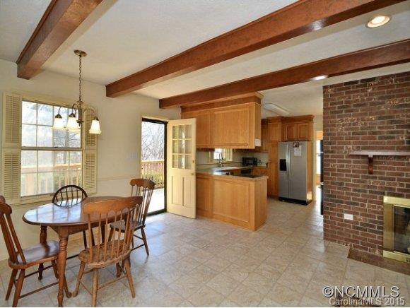 467 WINDSOR RD - Photo 6