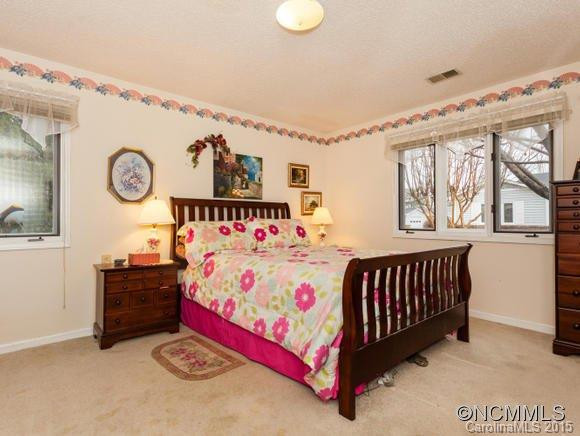 101 Derbyshire Drive - Photo 12
