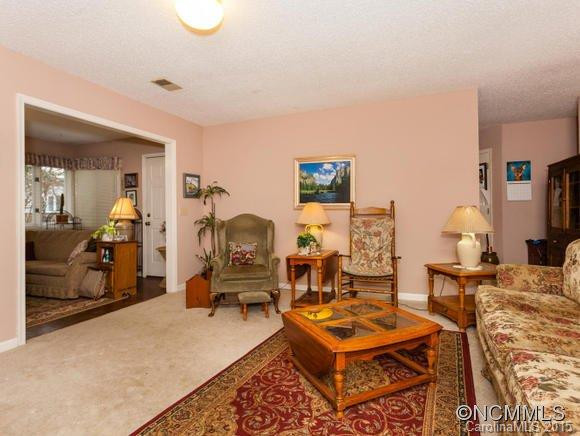 101 Derbyshire Drive - Photo 9