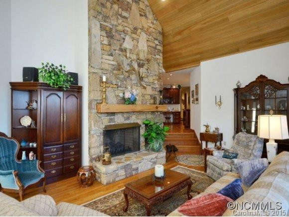 3001 HICKORY NUT TRAIL - Photo 5