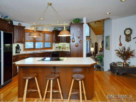 3001 HICKORY NUT TRAIL - Photo 6