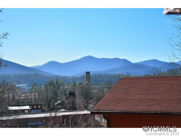 74 MOODY AVENUE - Photo 3