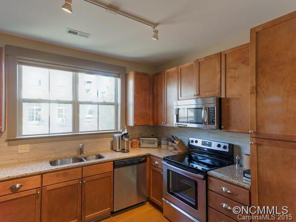 5 Farleigh Street Unit 108 - Photo 8