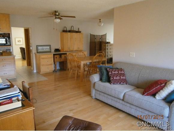 114 Rock Garden Dr. - Photo 8