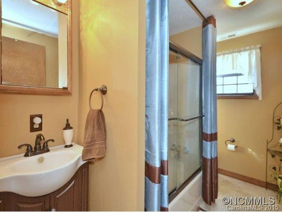 61 LUCY DRIVE - Photo 12