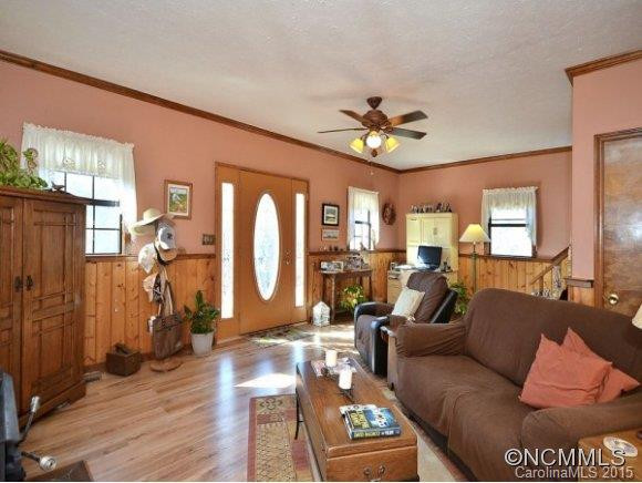 61 LUCY DRIVE - Photo 3