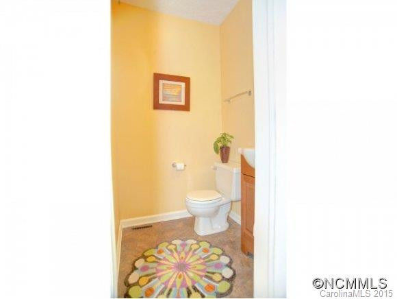 18 SURREY RUN - Photo 11