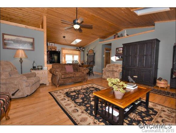 136 Matthew Lane - Photo 6
