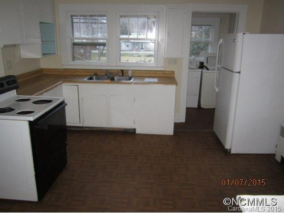 208 Whitson Ave - Photo 4