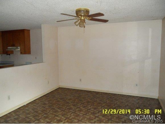 11 Locust Street - Photo 5