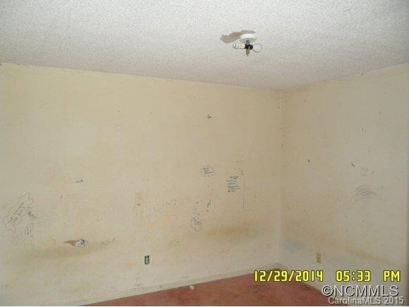 11 Locust Street - Photo 8