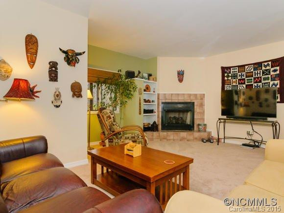 305 PINEY MOUNTAIN DRIVE - Photo 5