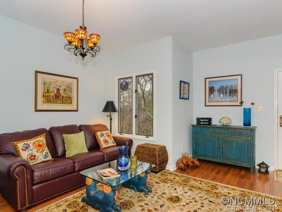 305 PINEY MOUNTAIN DRIVE - Photo 8