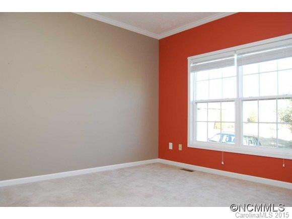 133 Middle St - Photo 10