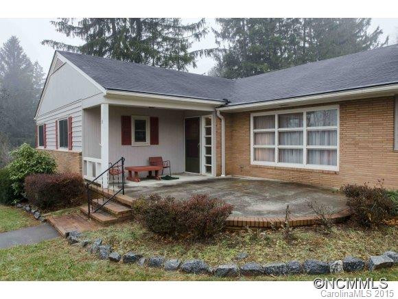 33 Clarendon Road - Photo 2