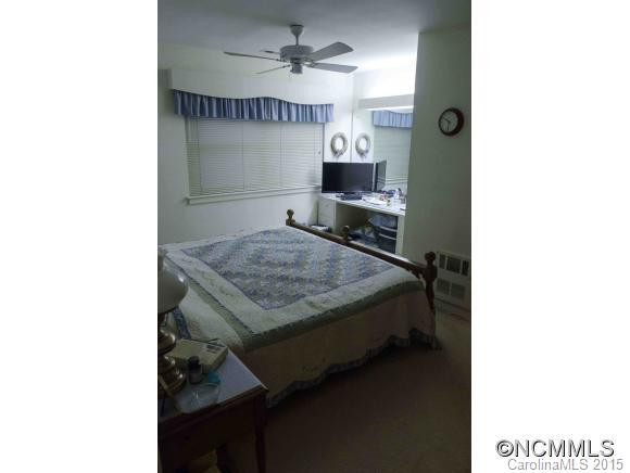 33 Clarendon Road - Photo 17