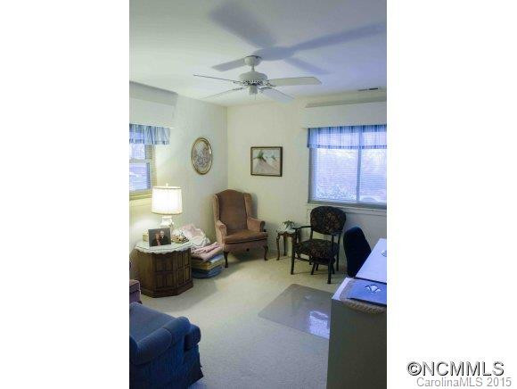 33 Clarendon Road - Photo 10