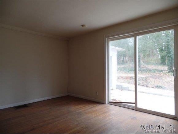 304 Short Michigan Ave - Photo 12