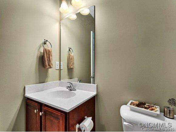 196 ROANOKE ROAD - Photo 11