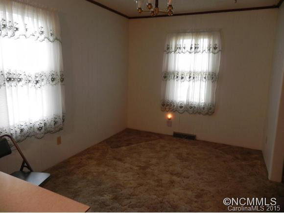 2860 Maple Creek Road - Photo 11