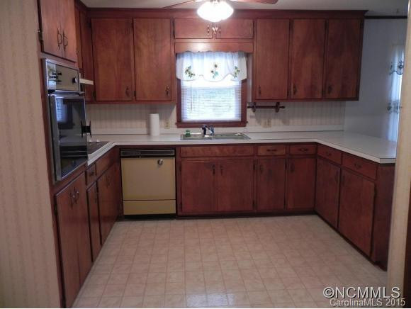 2860 Maple Creek Road - Photo 3