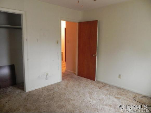 2860 Maple Creek Road - Photo 6