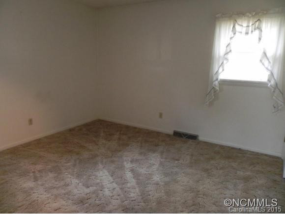 2860 Maple Creek Road - Photo 8