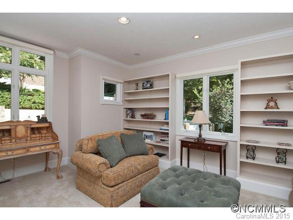 346 Chapel Point - Photo 14
