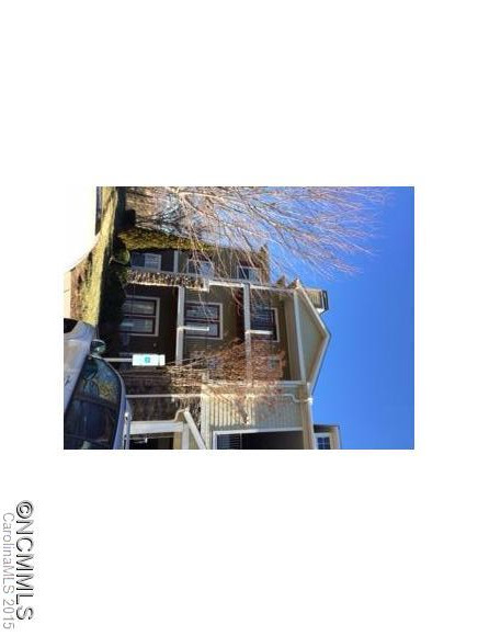300 Vista Lake Dr #204