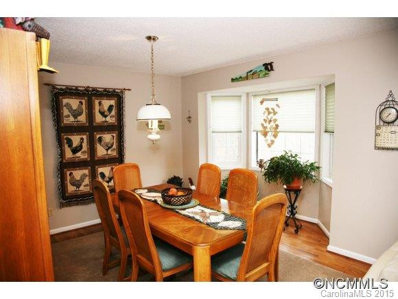19 Surrey Run - Photo 6