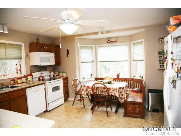 19 Surrey Run - Photo 7