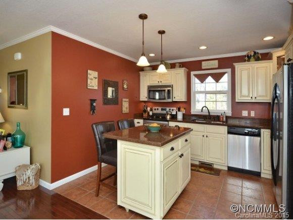 19 WALNUT STREET - Photo 4