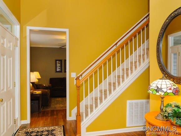 164 Walnut Crest Road - Photo 3