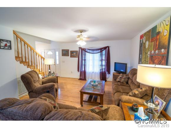 21 Lauren Ridge Way - Photo 9