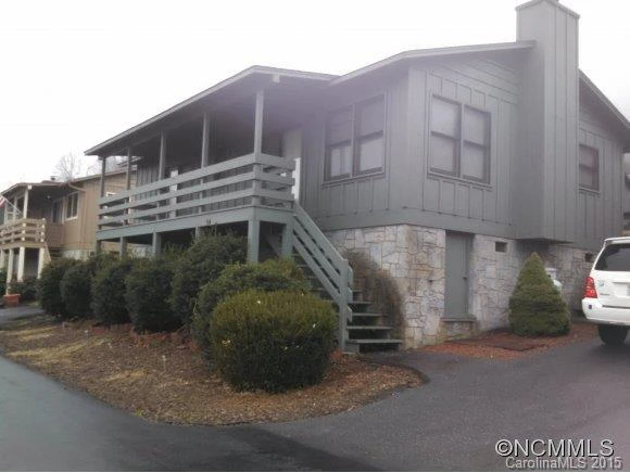 54 Boulder Lane