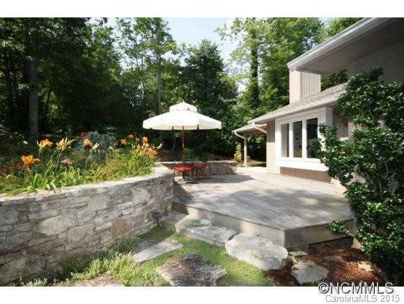 358 Whispering Woods - Photo 17