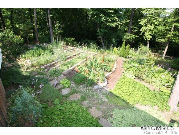 358 Whispering Woods - Photo 18
