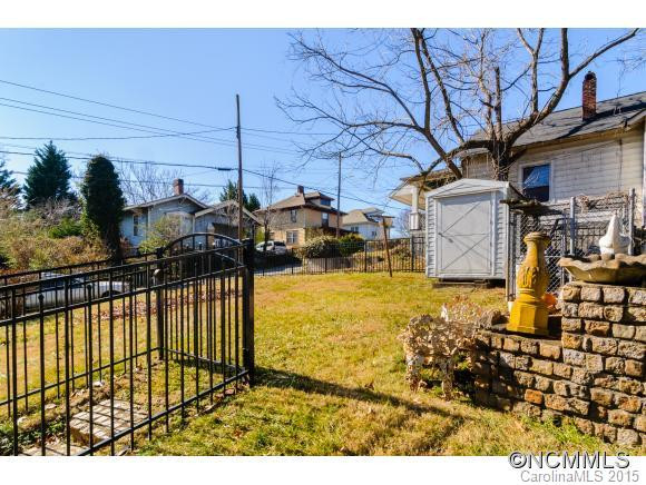 257 South French Broad Avenue - Photo 15